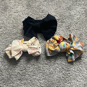 Set of three baby girl bows